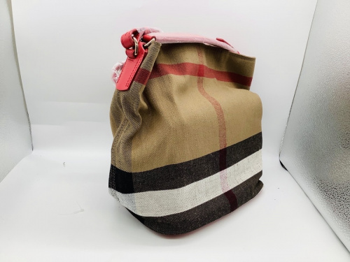 BURBERRYのブランド