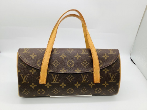 バッグのショルダーバッグ