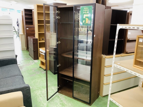収納家具のコレクションケース