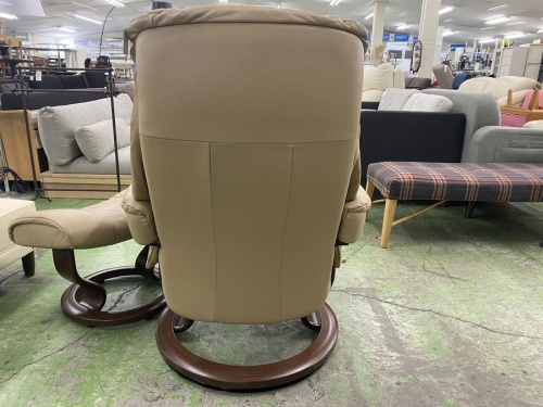 リクライニングチェアーのEKORNES