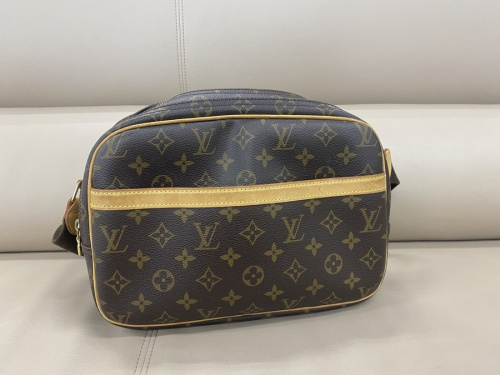 バッグ・財布のバッグ