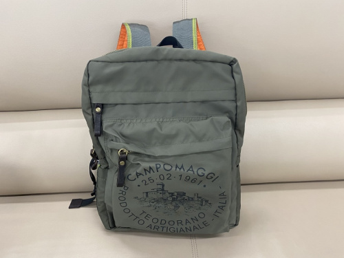 バッグ・財布のバッグ