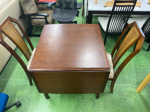 テーブルのダイニング3点セット