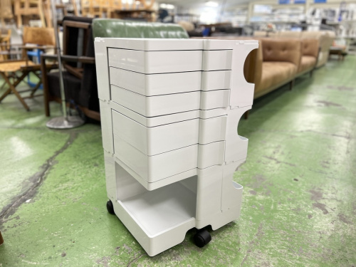 収納家具の万能収納