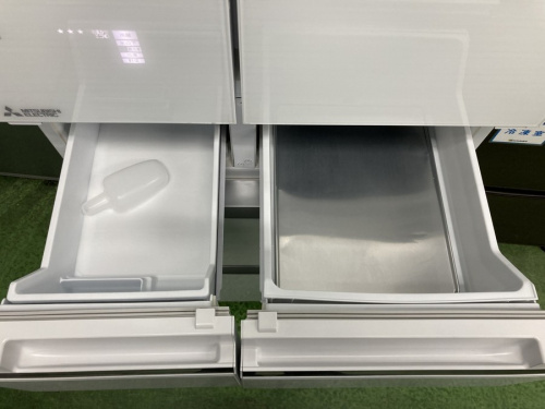 6ドア冷蔵庫のMITSUBISHI
