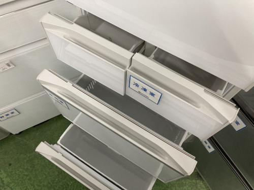 5ドア冷蔵庫のHITACHI