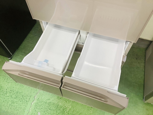 5ドア冷蔵庫のHITACHI
