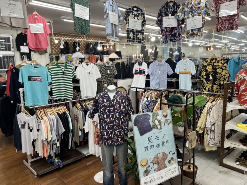 トップスのミハラヤスヒロ