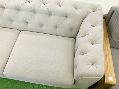 ソファーの3人掛けソファー