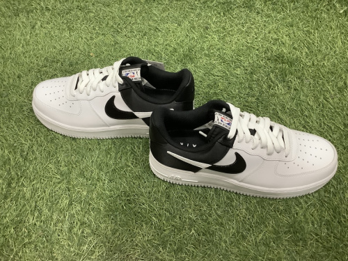 NIKEのメンズ