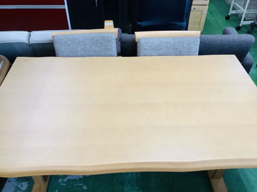 ダイニング5点セットのニトリ