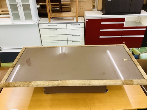 テーブルのセンターテーブル