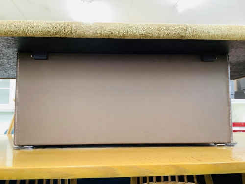 センターテーブルの150x80x37