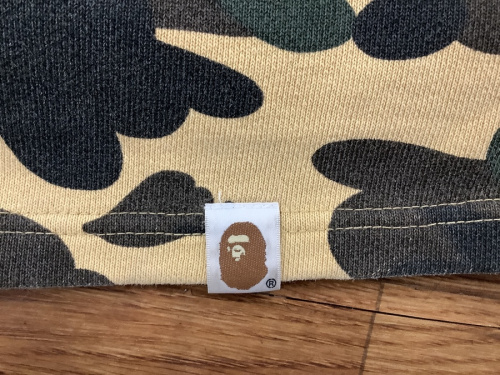 ハーフパンツのA BATHING APE