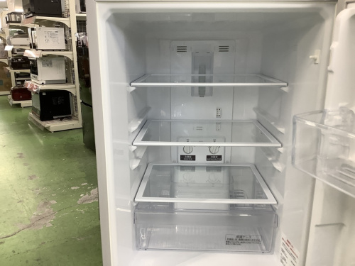 冷蔵庫の2ドア冷蔵庫