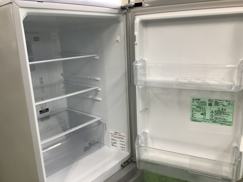 2ドア冷蔵庫のMITSUBISHI