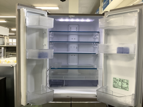 6ドア冷蔵庫のMITSUBISHI