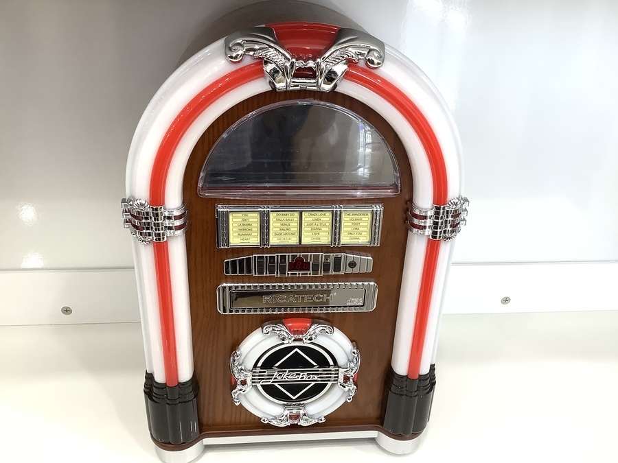 ジュークボックス型ＣＤプレーヤー　ライト点灯　ＡＭ/ＦＭラジオ付 JUKE BOX ジュークボックス CD AM FM ラジオ CDプレーヤー