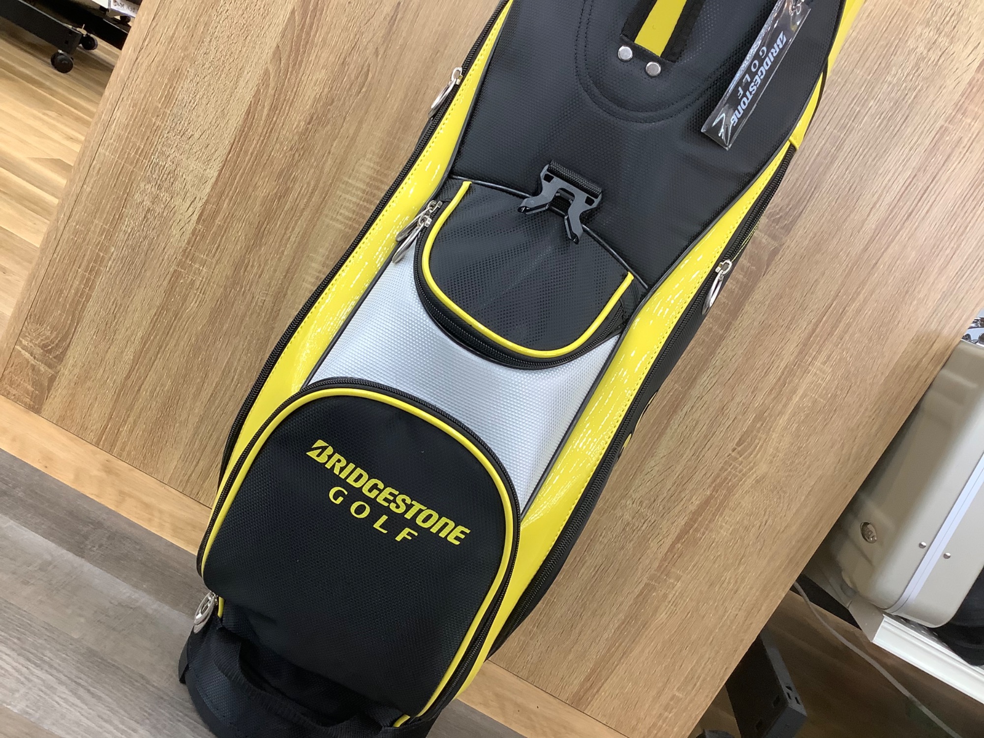 BRIDGESTON ] ブリヂストンゴルフバッグのご紹介です！！｜2023年04月