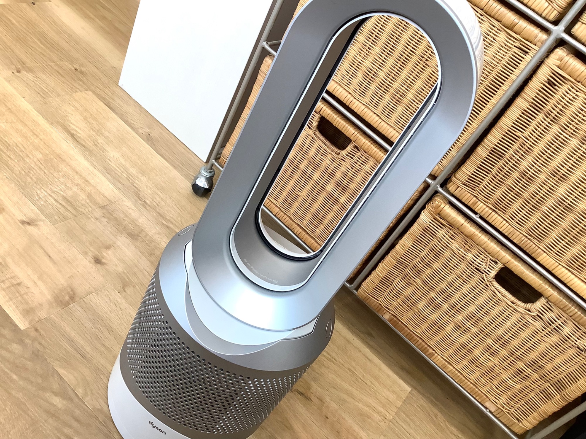 夏に欠かせない扇風機！【dyson】羽なし扇風機のご紹介です♪｜2023年