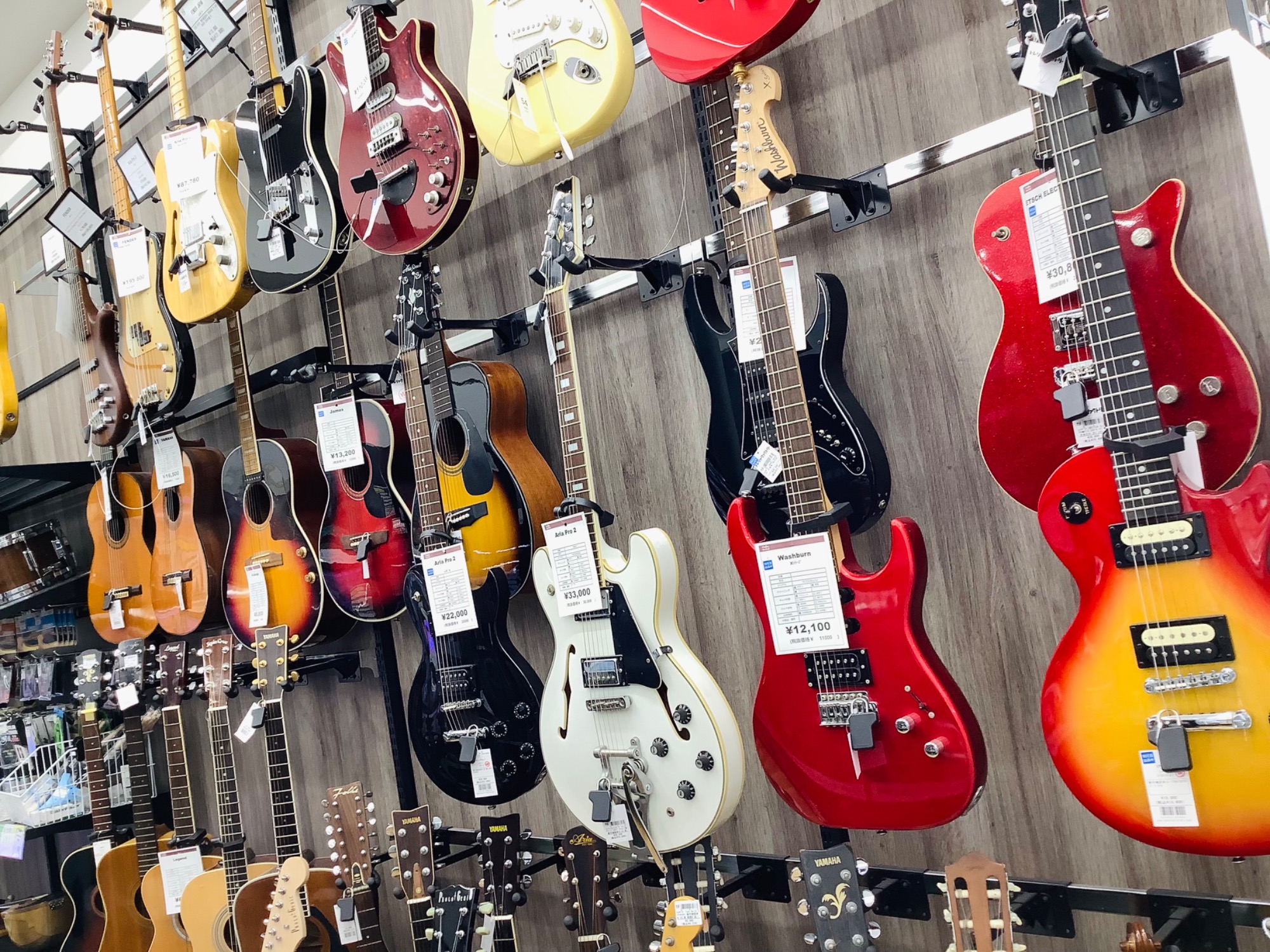 ギター買取強化中！】GRETSCH ELECTROMATICエレキギターのご紹介です