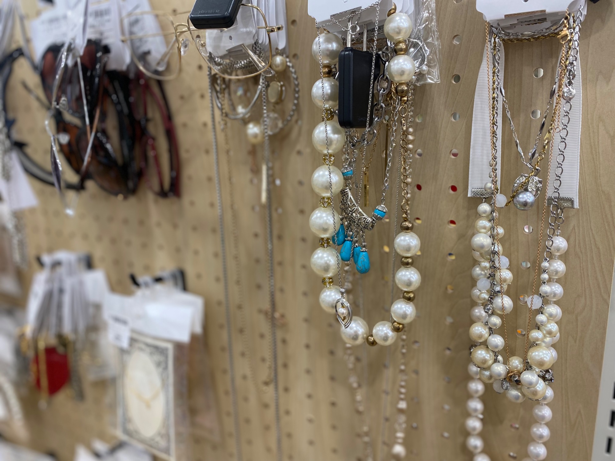 アクセサリー買取20％UP】お得にアクセサリーを売るならトレファク