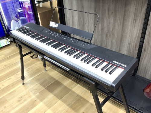 高槻の電子ピアノ