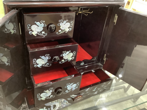 ミニチェストのインテリア雑貨