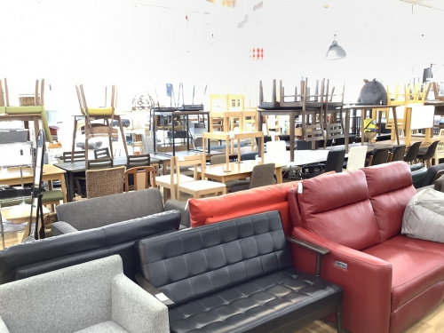 中古家具のダイニングセット