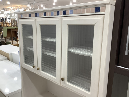 中古家具のレンジボード