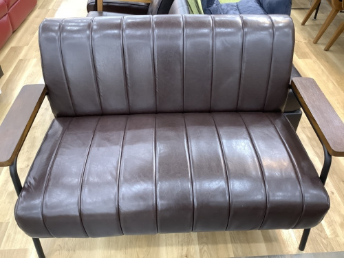 中古家具のソファー