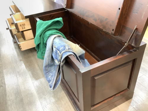 中古家具の北海道民芸家具