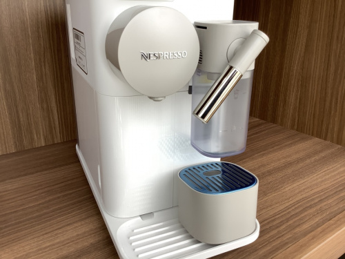 コーヒーメーカーのエスプレッソ