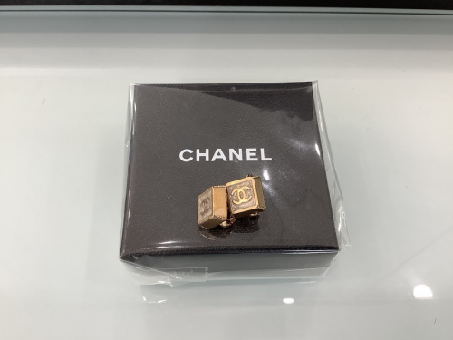 グッチのジバンシー