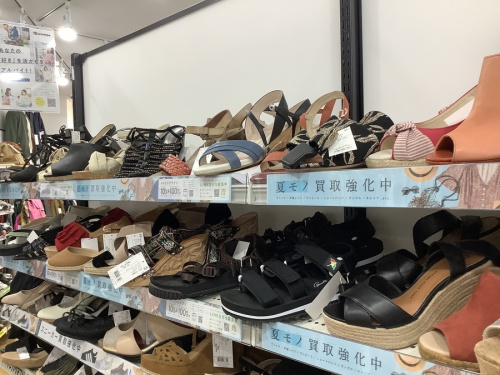 サンダルのカゴバック