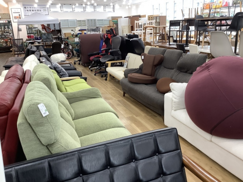 リサイクルショップの中古　家具　販売