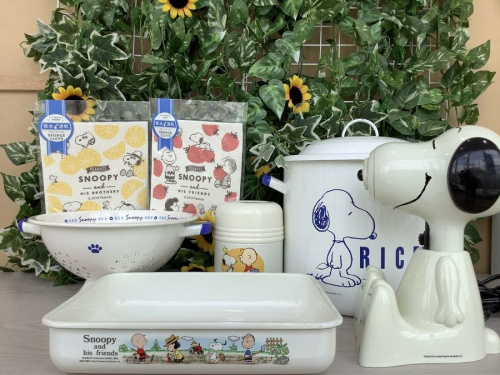 スヌーピーのSNOOPY