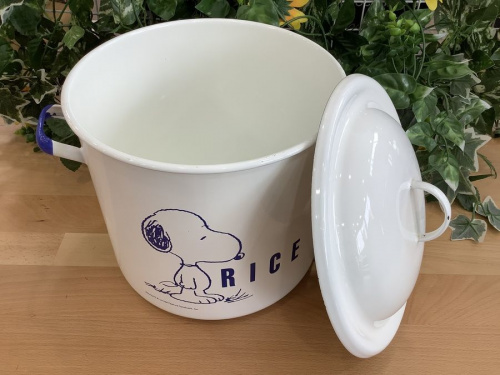 キャラクターグッズのリサイクルショップ