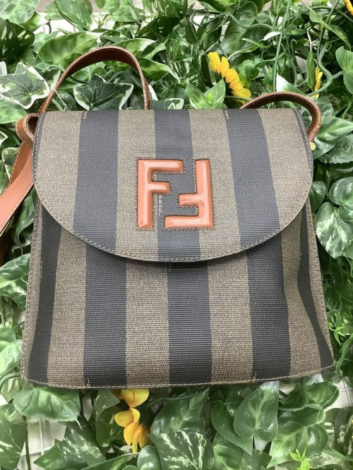 フェンディのGUCCI