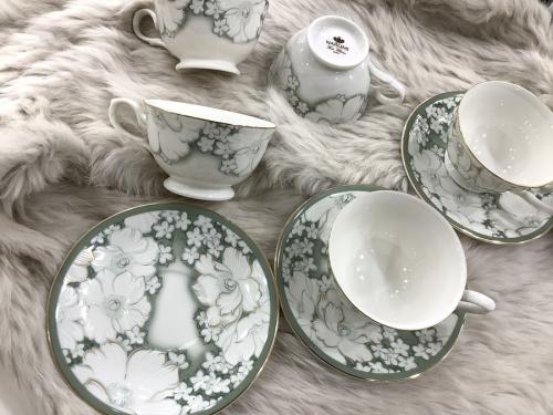 NARUMIのノリタケ