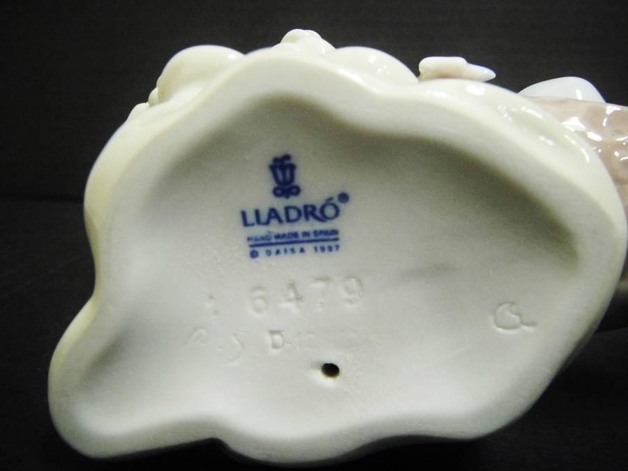 お月さまのベッド - Lladro-Japan