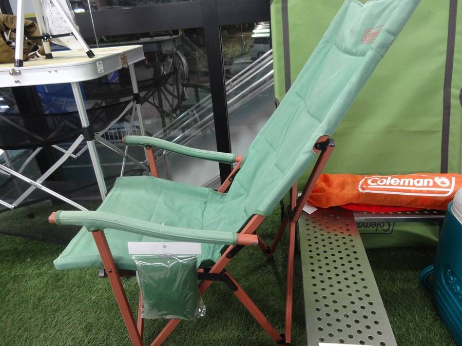 キャンプに必須♪Coleman（コールマン）コンフォートキャンバス