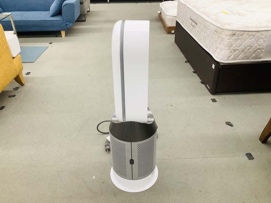 DYSON(ダイソン）空気清浄器付ファンヒーターホット&クールー