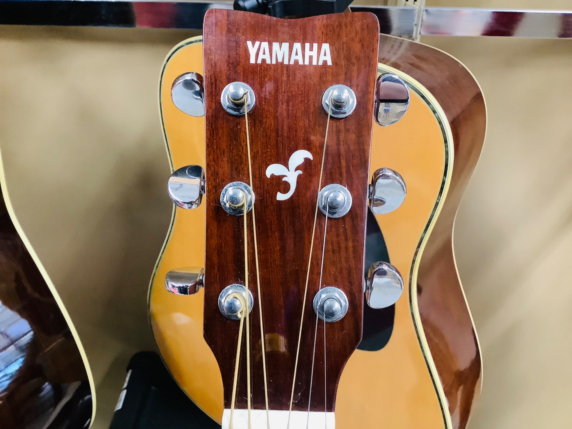 YAMAHA(ヤマハ）トランスアコースティックギター FG-TA入荷致しました