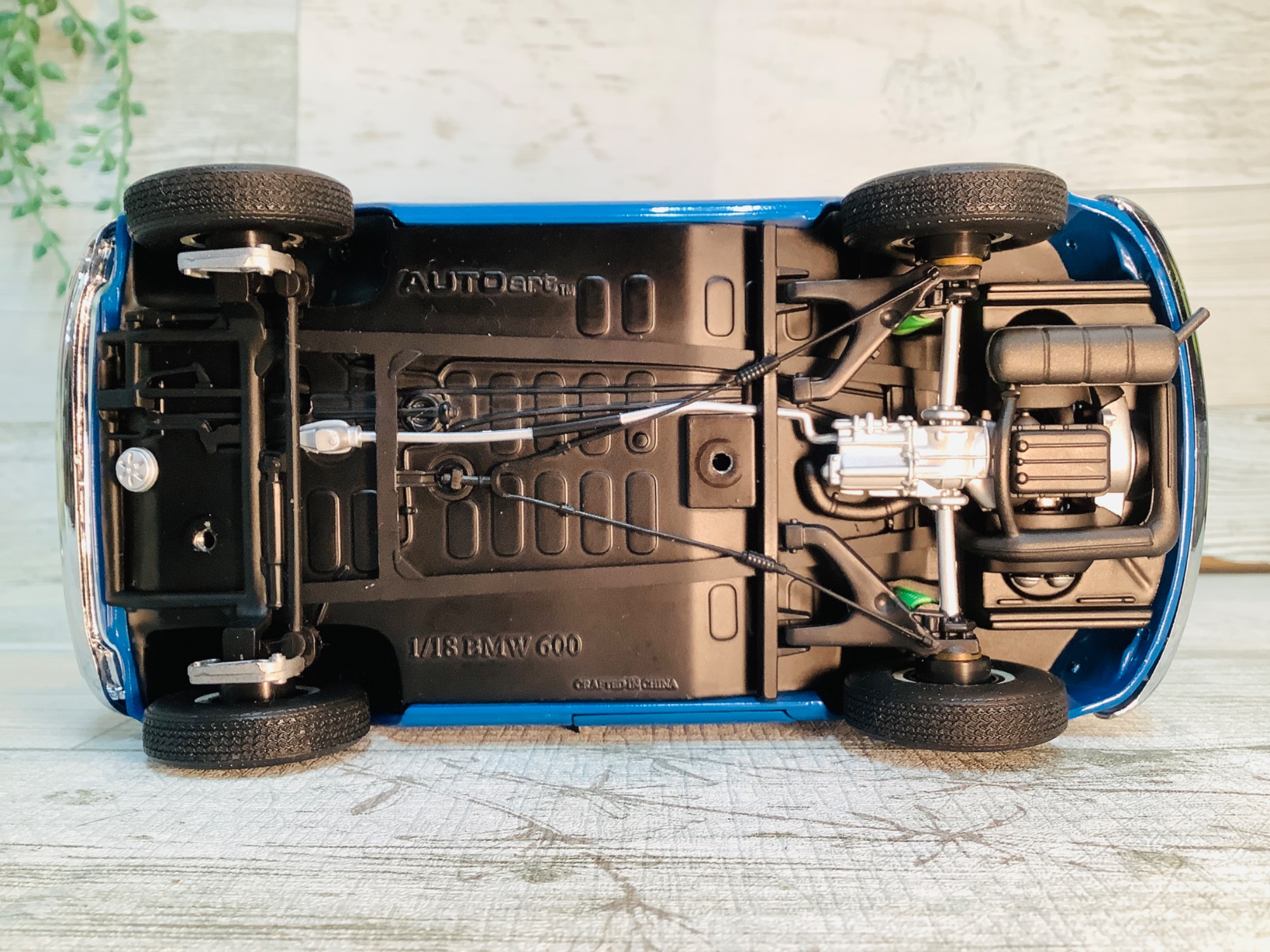AUTOart(オートアート) 1/18スケールミニカー BMW600入荷致しました！｜2022年12月02日｜リサイクルショップ  トレジャーファクトリー（トレファク）秦野店