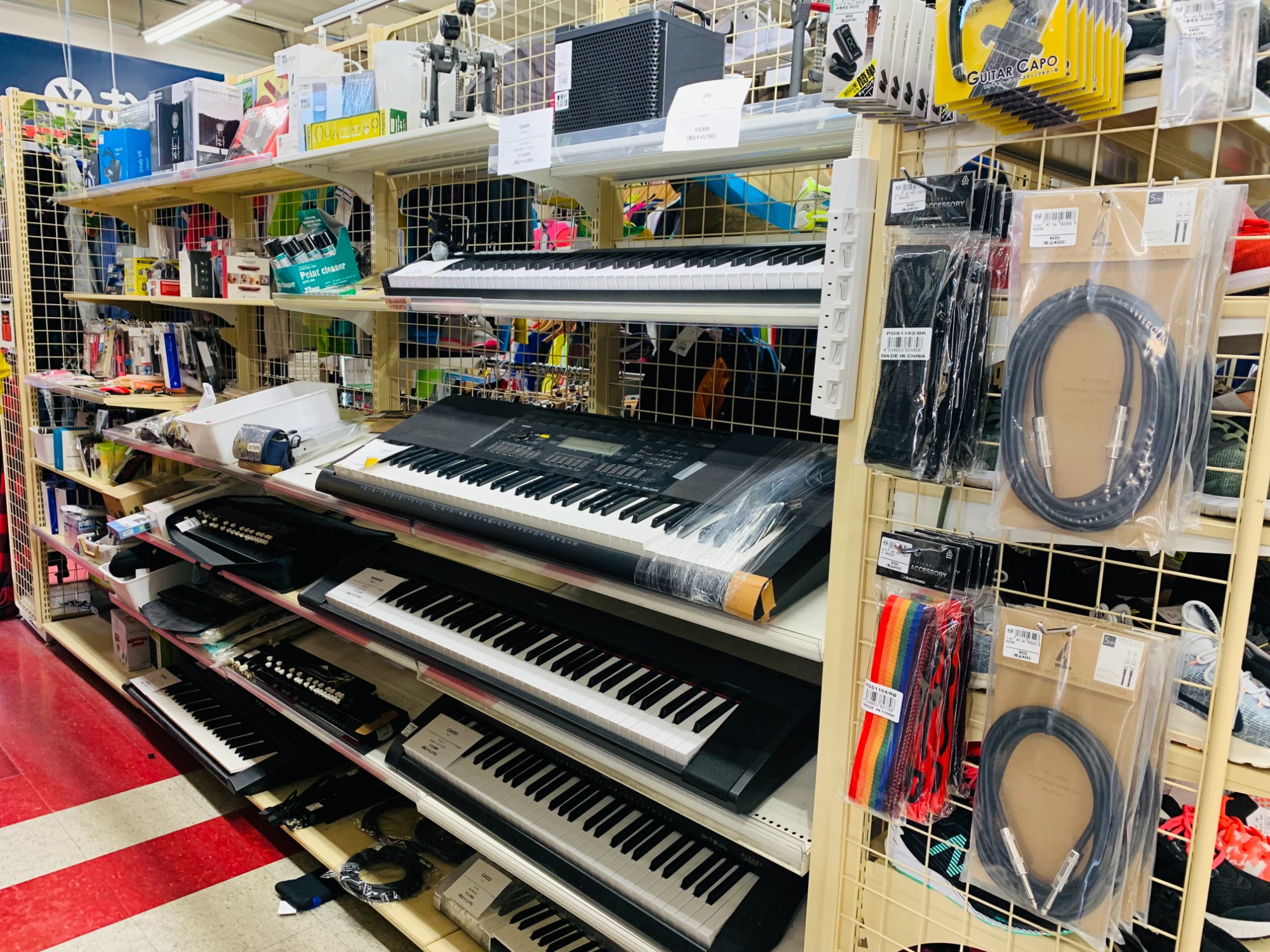 EPIPHONE(エピフォン）フルアコギターE422T 入荷致しました