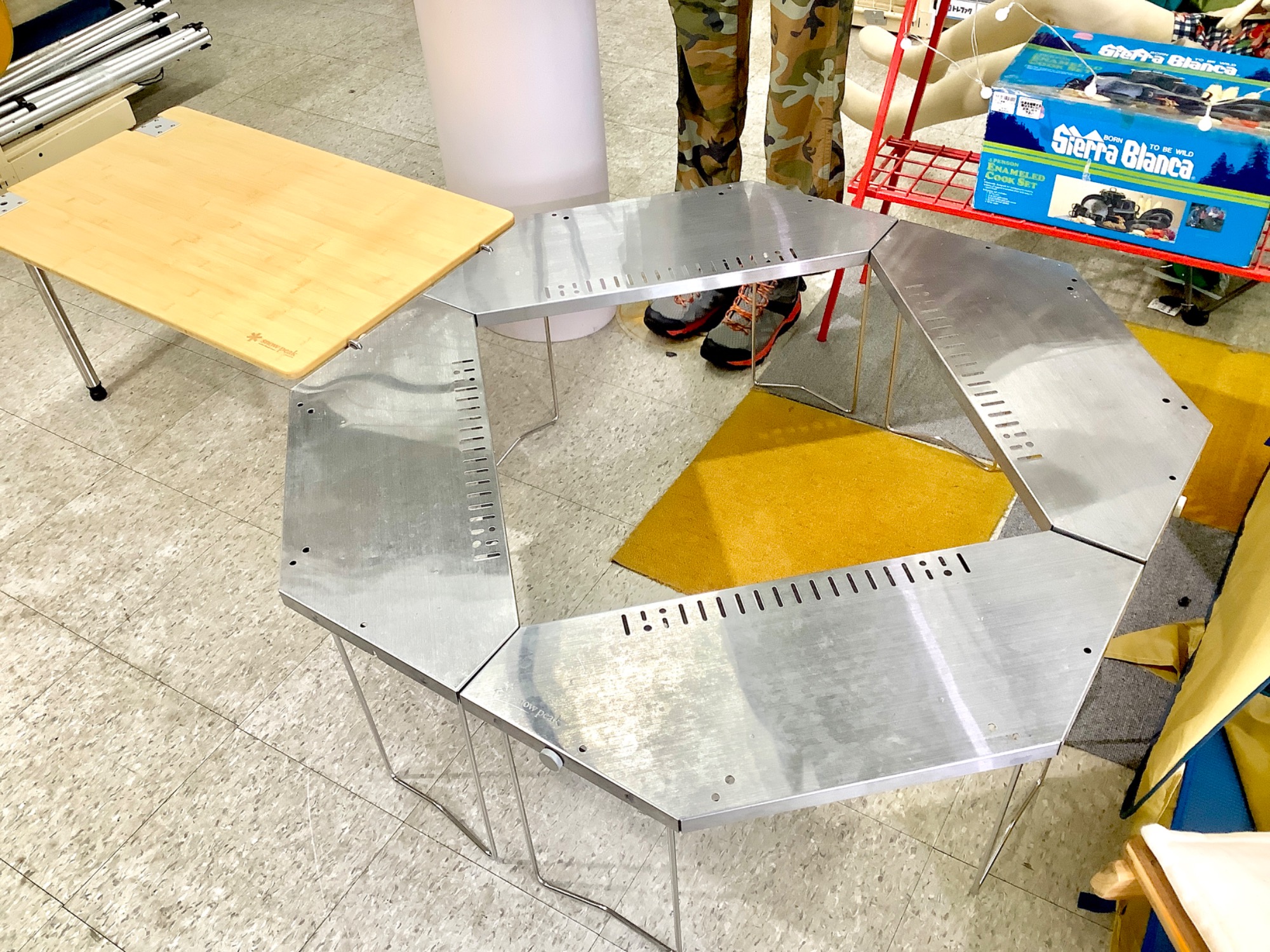 snow peak（スノーピーク）ジカロテーブルST-050買取入荷いたしました