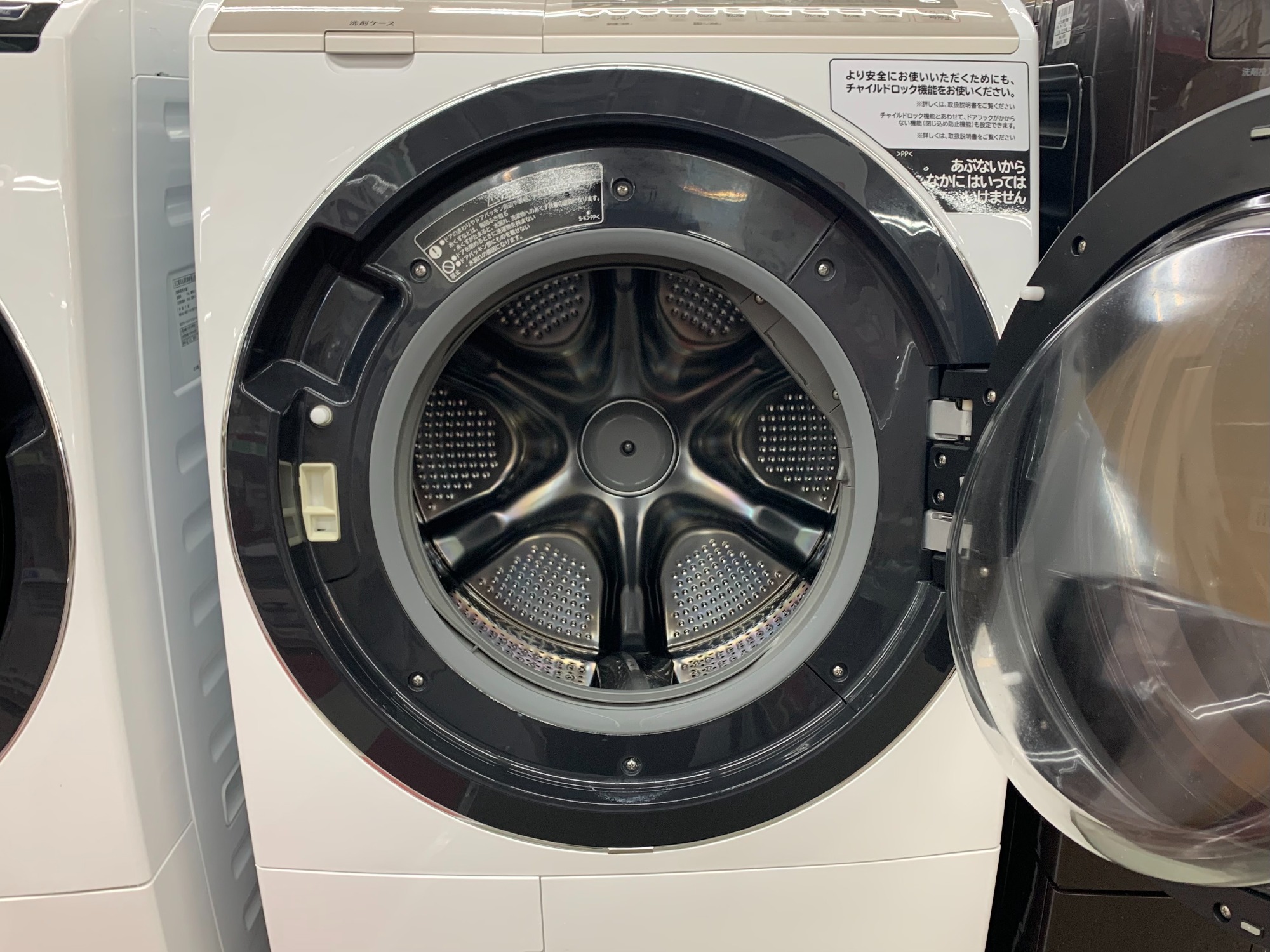 HITACHI (ヒタチ) ドラム式洗濯乾燥機 BD-SV110F 2021年製【トレファク秦野店】 HITACHI（日立）- ドラム式洗濯機 BD-SV110F 2021年製 買取入荷いたし
