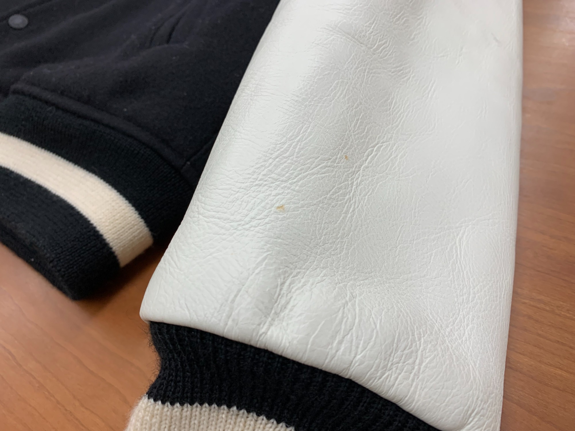 A BATHING APE(アベイシングエイプ)×stussy(ステューシー) レザー切替