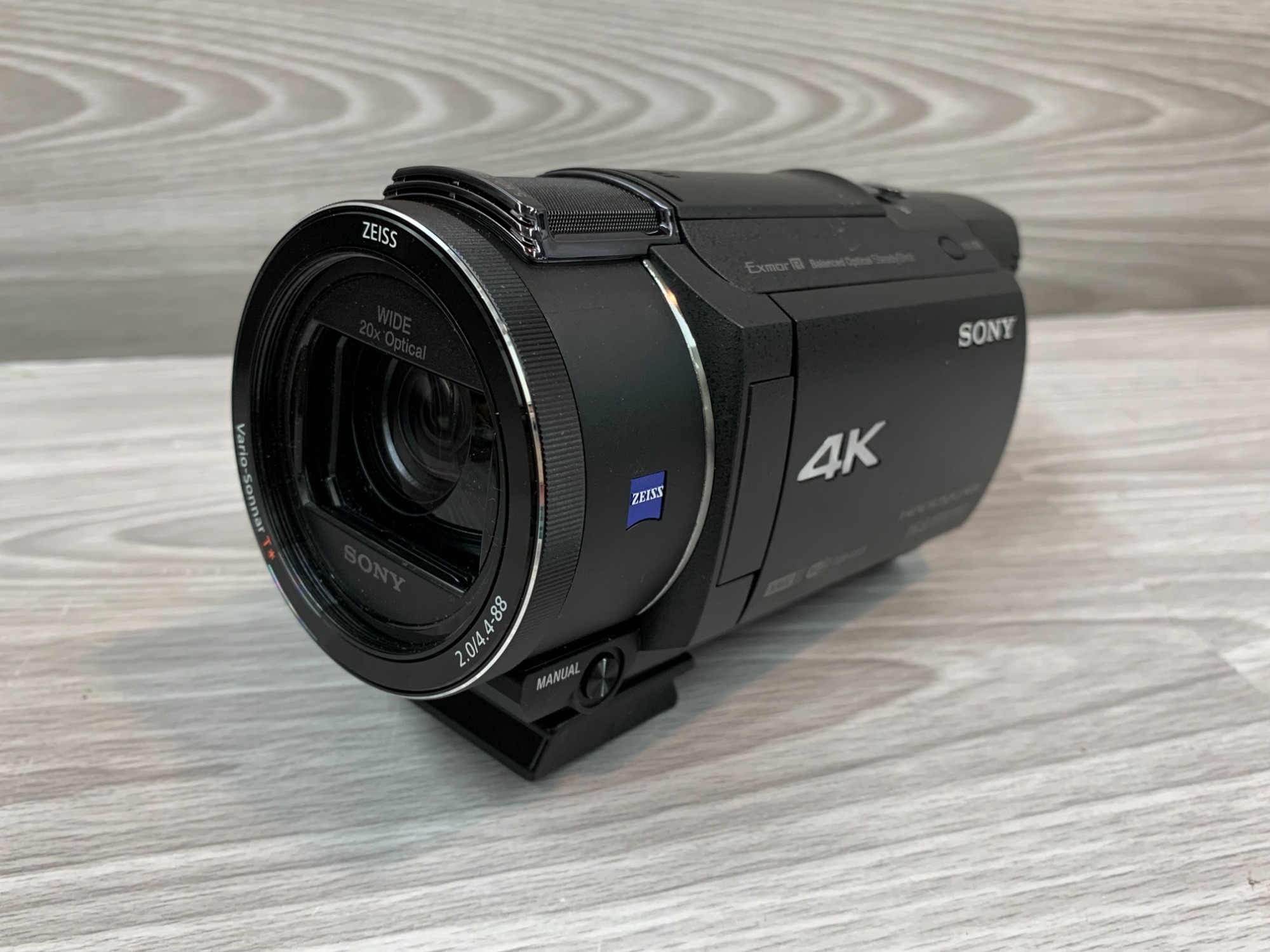 【美品中古】SONY FDR-AX55【装備品多数付属】【値下げました】 SONY（ソニー） デジタルビデオカメラ FDR-AX55 買取入荷いたしました